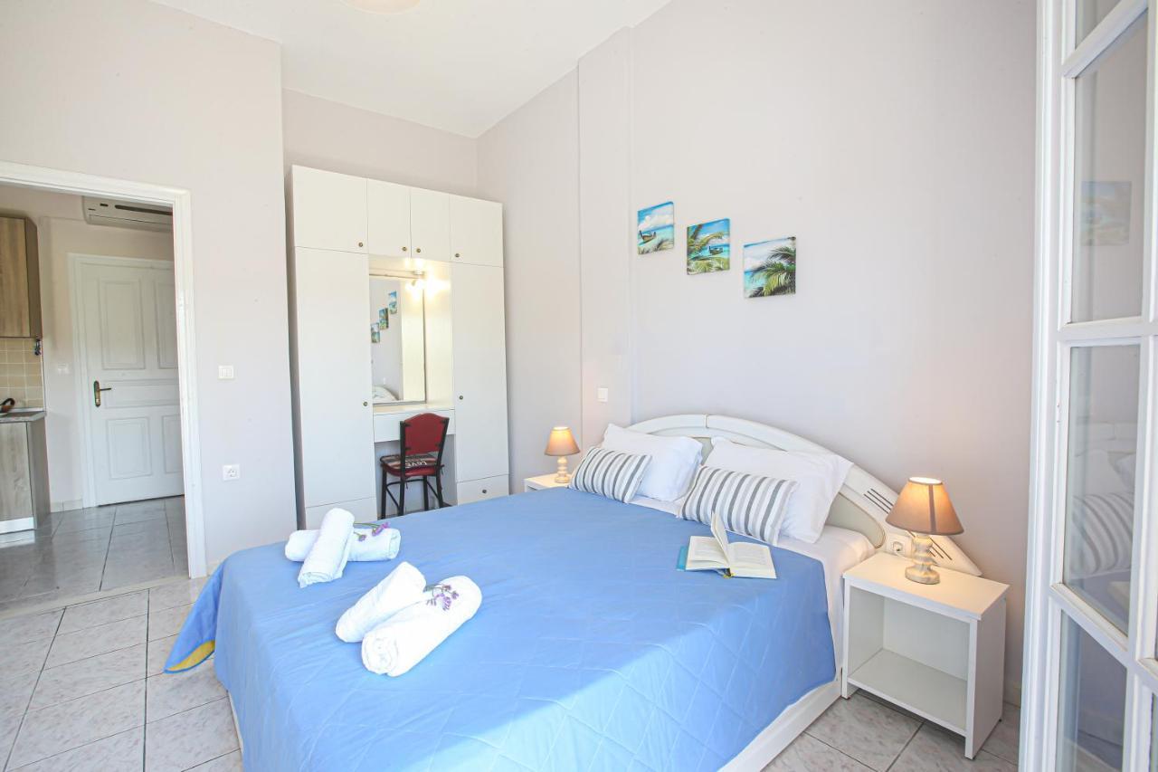 Appartamento Angela'S House By The Sea Marathiás Esterno foto